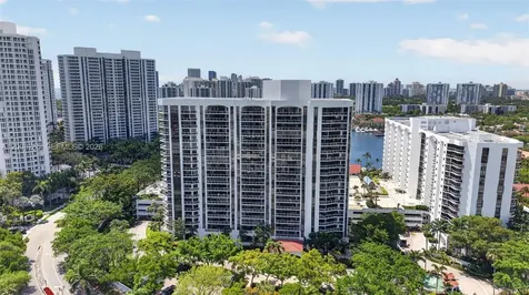 3640 Yacht Club Drive Aventura FL 33180