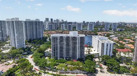3640 Yacht Club Drive Aventura FL 33180