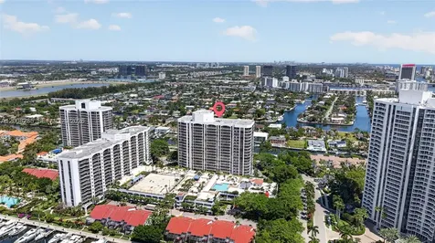 3640 Yacht Club Drive Aventura FL 33180