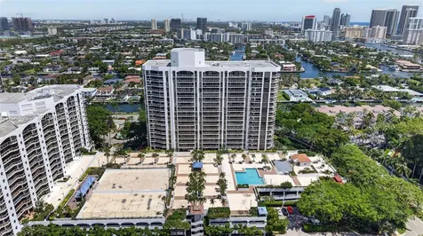 3640 Yacht Club Drive Aventura FL 33180