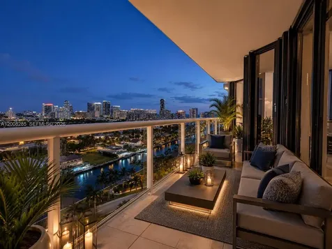 3640 Yacht Club Drive Aventura FL 33180