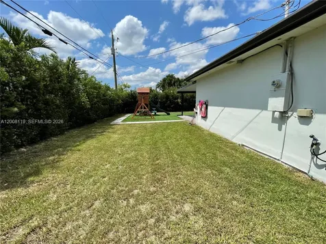 4161 SW 102nd Avenue Miami FL 33165