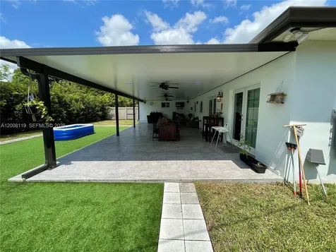 4161 SW 102nd Avenue Miami FL 33165