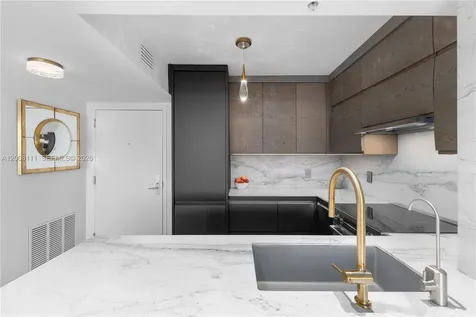 1800 Sunset Harbour Drive Miami Beach FL 33139