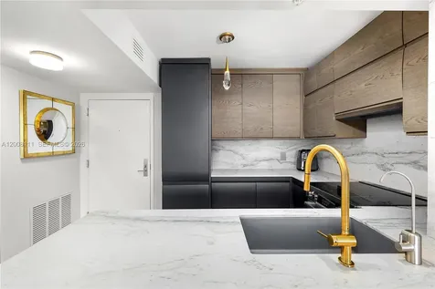 1800 Sunset Harbour Drive Miami Beach FL 33139
