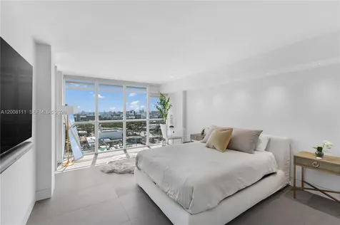 1800 Sunset Harbour Drive Miami Beach FL 33139