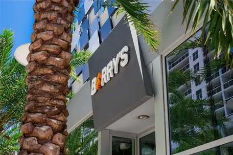 1800 Sunset Harbour Drive Miami Beach FL 33139