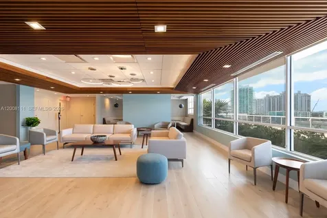 1800 Sunset Harbour Drive Miami Beach FL 33139
