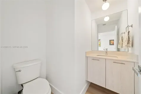 4648 NW 83rd Avenue Doral FL 33166