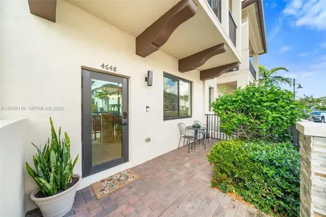 4648 NW 83rd Avenue Doral FL 33166