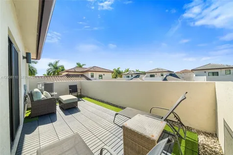 4648 NW 83rd Avenue Doral FL 33166
