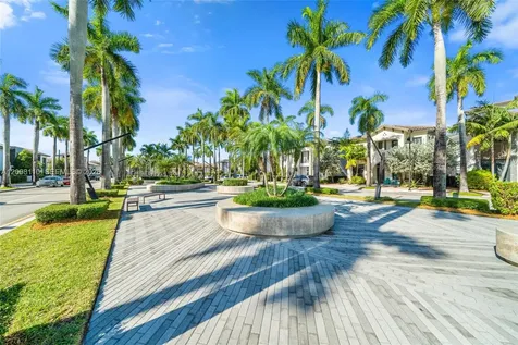 4648 NW 83rd Avenue Doral FL 33166