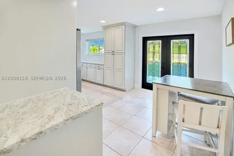 480 W Mount Vernon Drive Plantation FL 33325
