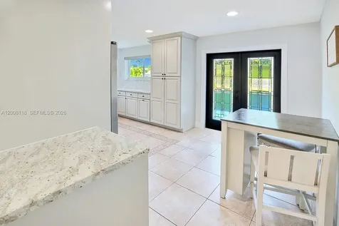 480 W Mount Vernon Drive Plantation FL 33325