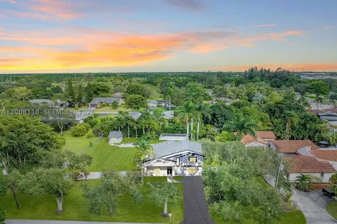 480 W Mount Vernon Drive Plantation FL 33325