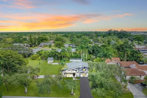 480 W Mount Vernon Drive Plantation FL 33325