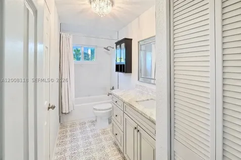 480 W Mount Vernon Drive Plantation FL 33325