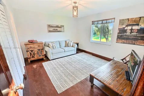 480 W Mount Vernon Drive Plantation FL 33325