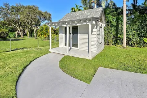 480 W Mount Vernon Drive Plantation FL 33325