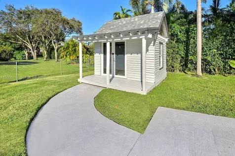 480 W Mount Vernon Drive Plantation FL 33325