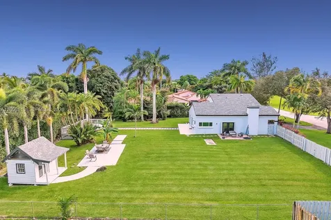 480 W Mount Vernon Drive Plantation FL 33325