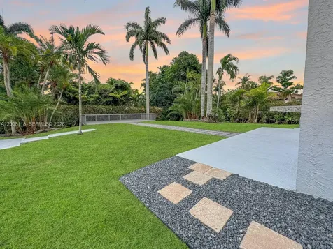 480 W Mount Vernon Drive Plantation FL 33325