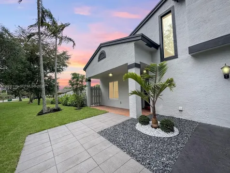 480 W Mount Vernon Drive Plantation FL 33325