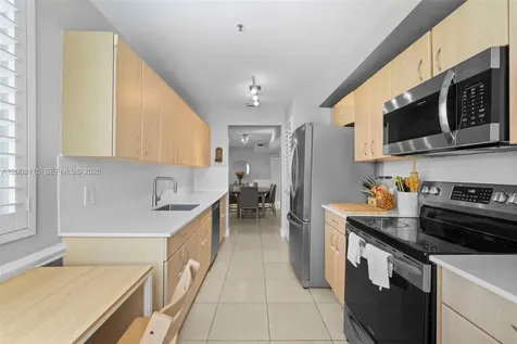 2550 SW 27th Avenue Miami FL 33133