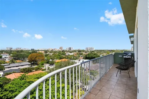 2550 SW 27th Avenue Miami FL 33133