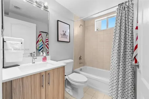 2550 SW 27th Avenue Miami FL 33133