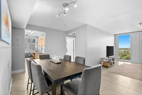 2550 SW 27th Avenue Miami FL 33133