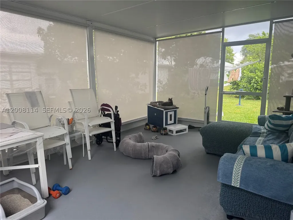 141 NW 28th Street Pompano Beach FL 33064