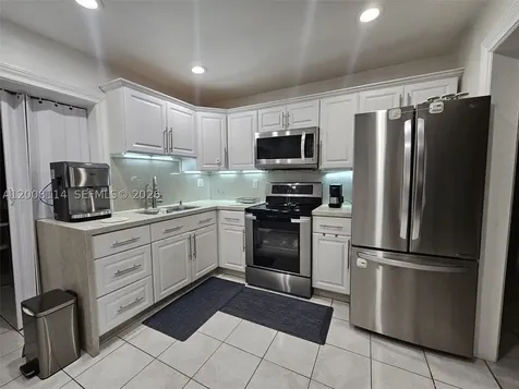 141 NW 28th Street Pompano Beach FL 33064