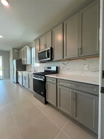 12222 SW Myrtle Oak Drive Port St. Lucie FL 34987