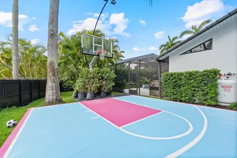 7460 SW 179th Street Palmetto Bay FL 33157