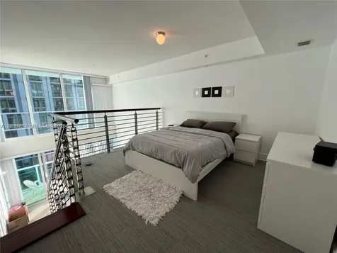 41 SE 5th Street Miami FL 33131