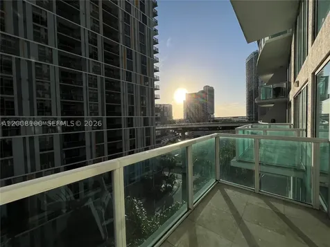 41 SE 5th Street Miami FL 33131