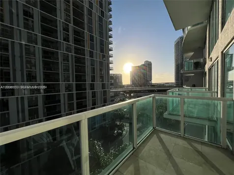 41 SE 5th Street Miami FL 33131