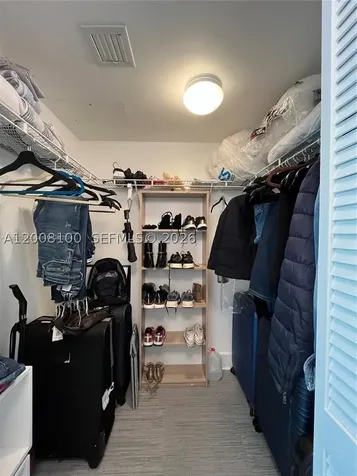 41 SE 5th Street Miami FL 33131