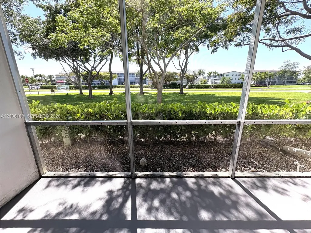 254 Mansfield G Boca Raton FL 33434