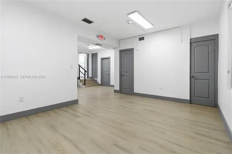 470 NW 22nd Avenue Miami FL 33125