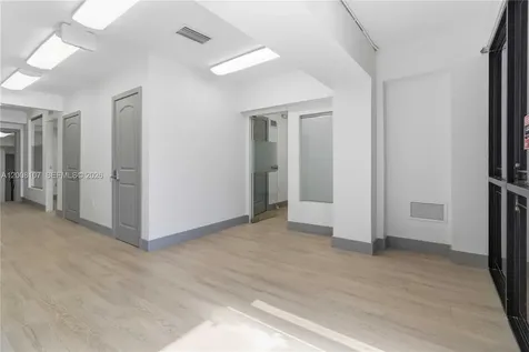 470 NW 22nd Avenue Miami FL 33125
