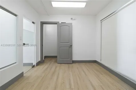 470 NW 22nd Avenue Miami FL 33125
