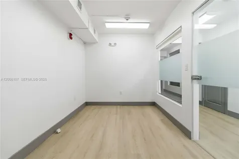 470 NW 22nd Avenue Miami FL 33125