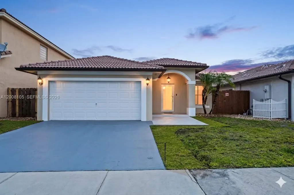 21505 SW 89th Path Cutler Bay FL 33189