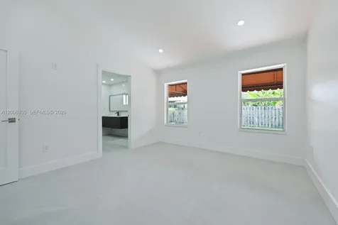 21505 SW 89th Path Cutler Bay FL 33189