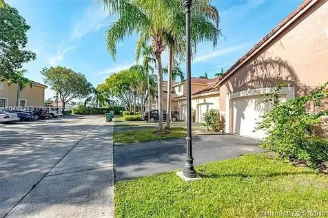 3854 San Simeon Circle Weston FL 33331