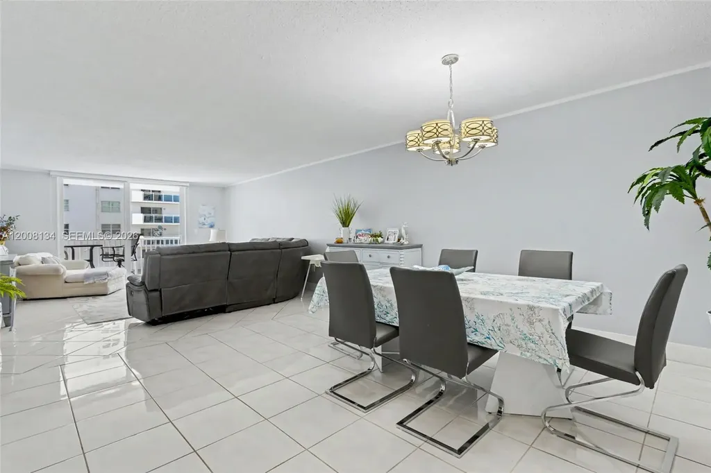 1601 S Ocean Drive Hollywood FL 33019