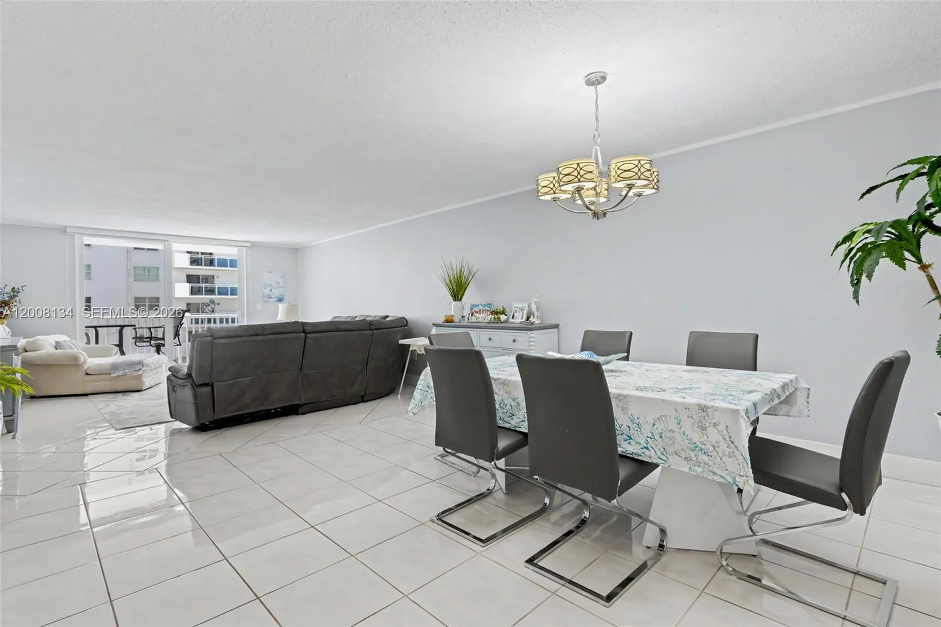1601 S Ocean Drive Hollywood FL 33019