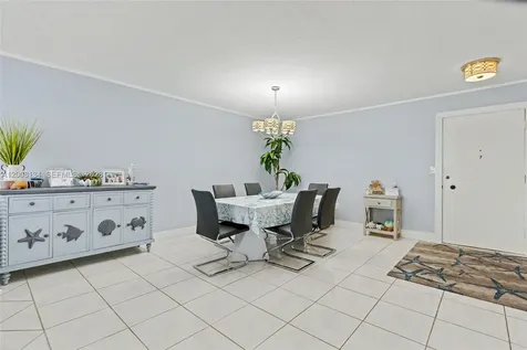 1601 S Ocean Drive Hollywood FL 33019